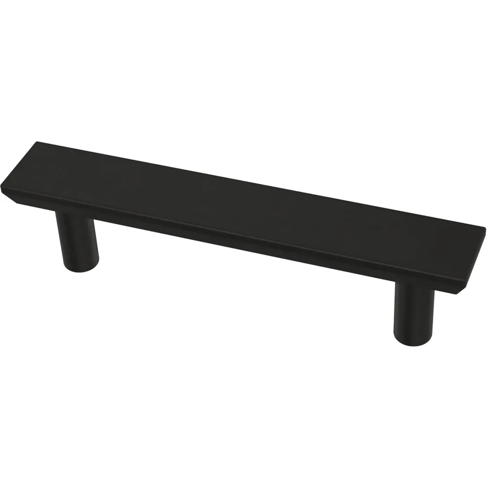 Black cabinet pulls on white minimalist kitchen cabinets